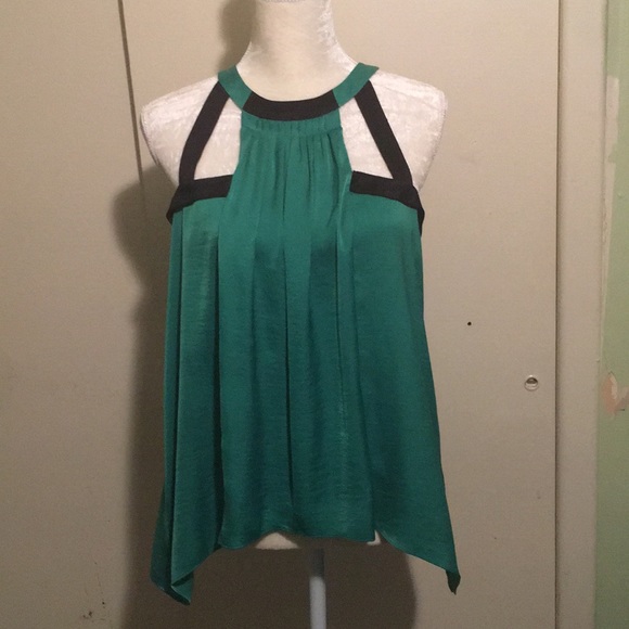 Top - Picture 4 of 5